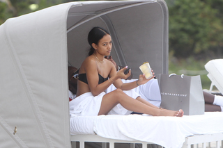 Karrueche Tran feet photo thumbnail