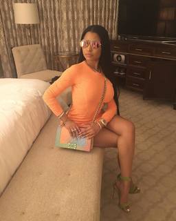 Nicki Minaj feet photo thumbnail