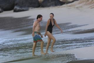 Sharon Stone feet photo thumbnail