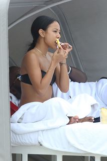 Karrueche Tran feet photo thumbnail