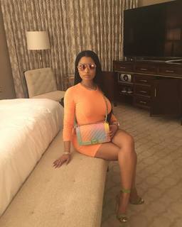 Nicki Minaj feet photo thumbnail