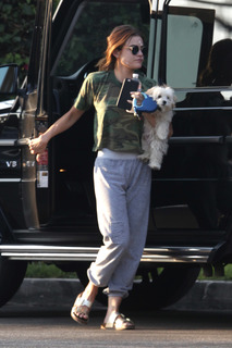 Lucy Hale feet photo thumbnail