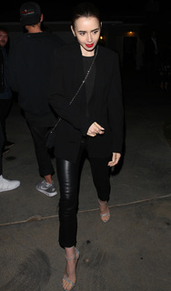 Lily Collins feet photo thumbnail