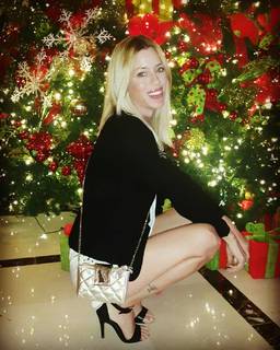 Nicole Neumann feet photo thumbnail