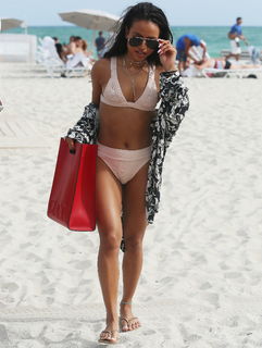 Karrueche Tran feet photo thumbnail