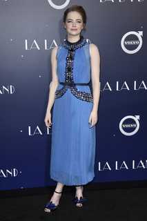 Emma Stone feet photo thumbnail