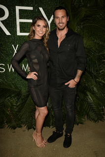 Audrina Patridge feet photo thumbnail