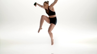 Ronda Rousey feet photo thumbnail