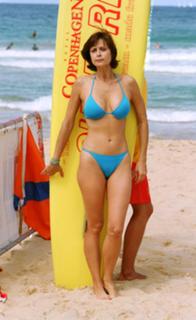 Catherine Bell feet photo thumbnail