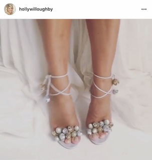 Holly Willoughby feet photo thumbnail