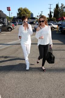 Lindsay Lohan feet photo thumbnail