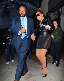 Mariah Carey feet photo thumbnail