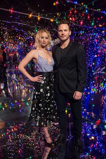 Jennifer Lawrence feet photo thumbnail