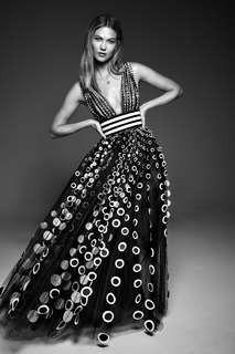 Karlie Kloss feet photo thumbnail