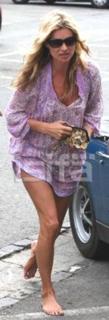 Kate Moss feet photo thumbnail