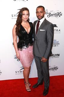 Ashley Graham feet photo thumbnail