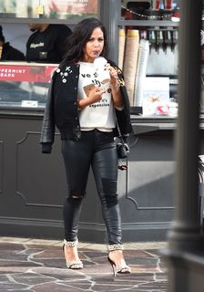 Christina Milian feet photo thumbnail