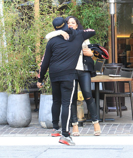 Christina Milian feet photo thumbnail