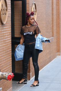 Keke Palmer feet photo thumbnail