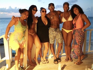 Ashanti feet photo thumbnail