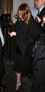 Emma Stone feet photo thumbnail
