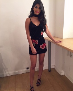 Jasmin Walia feet photo thumbnail