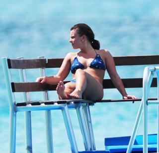 Coleen Rooney feet photo thumbnail
