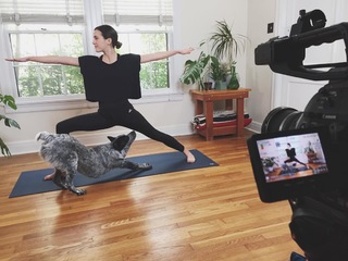Adriene Mishler feet photo thumbnail