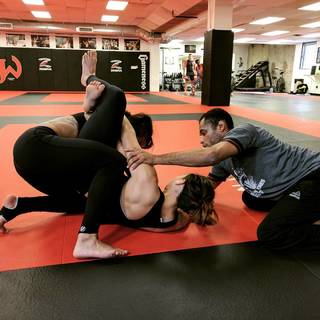 Michelle Waterson feet photo thumbnail