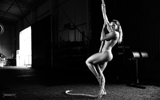 Juliana Salimeni feet photo thumbnail