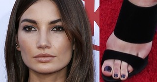 Lily Aldridge feet photo thumbnail