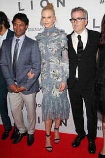 Nicole Kidman feet photo thumbnail