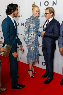 Nicole Kidman feet photo thumbnail