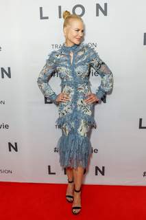 Nicole Kidman feet photo thumbnail
