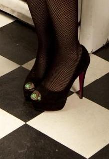 Nicki Minaj feet photo thumbnail