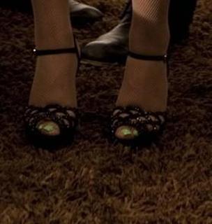 Nicki Minaj feet photo thumbnail
