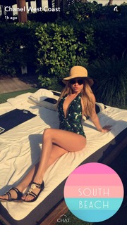 Chanel West Coast feet photo thumbnail