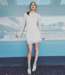 Erin Lim feet photo thumbnail