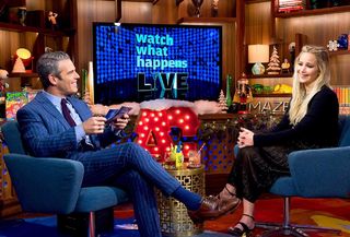 Jennifer Lawrence feet photo thumbnail