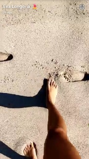 Eva Longoria feet photo thumbnail