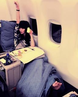 Bai Ling feet photo thumbnail
