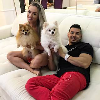 Juliana Salimeni feet photo thumbnail