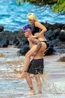 Paris Jackson feet photo thumbnail