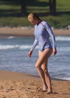 Nicole Kidman feet photo thumbnail