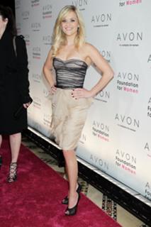 Reese Witherspoon feet photo thumbnail