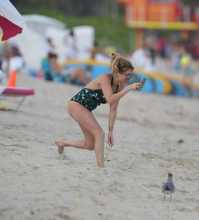 Chanel West Coast feet photo thumbnail