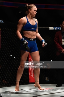 Ronda Rousey feet photo thumbnail