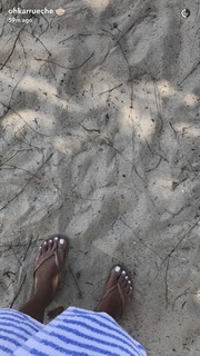 Karrueche Tran feet photo thumbnail
