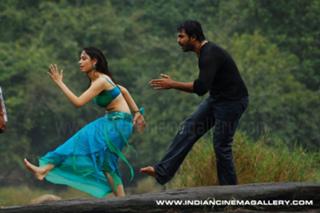 Tamannaah Bhatia feet photo thumbnail