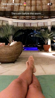 Eva Longoria feet photo thumbnail